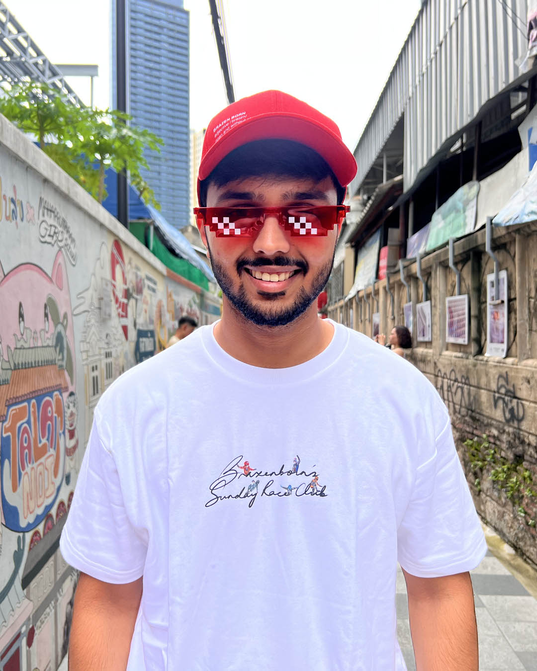 Senna Sunday Race Club - Unisex Oversized Tee